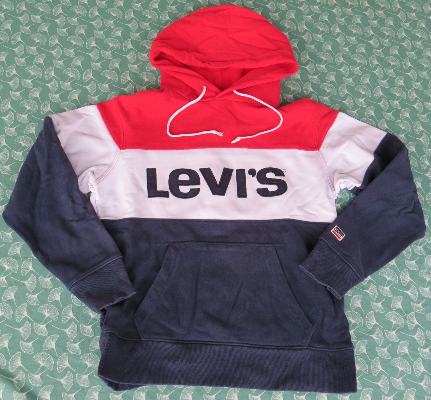 Levi's Maglioni & Felpe: Hoodie LEVI'S Gr: XS – Usato da Langenthal venduto da Steinadler129