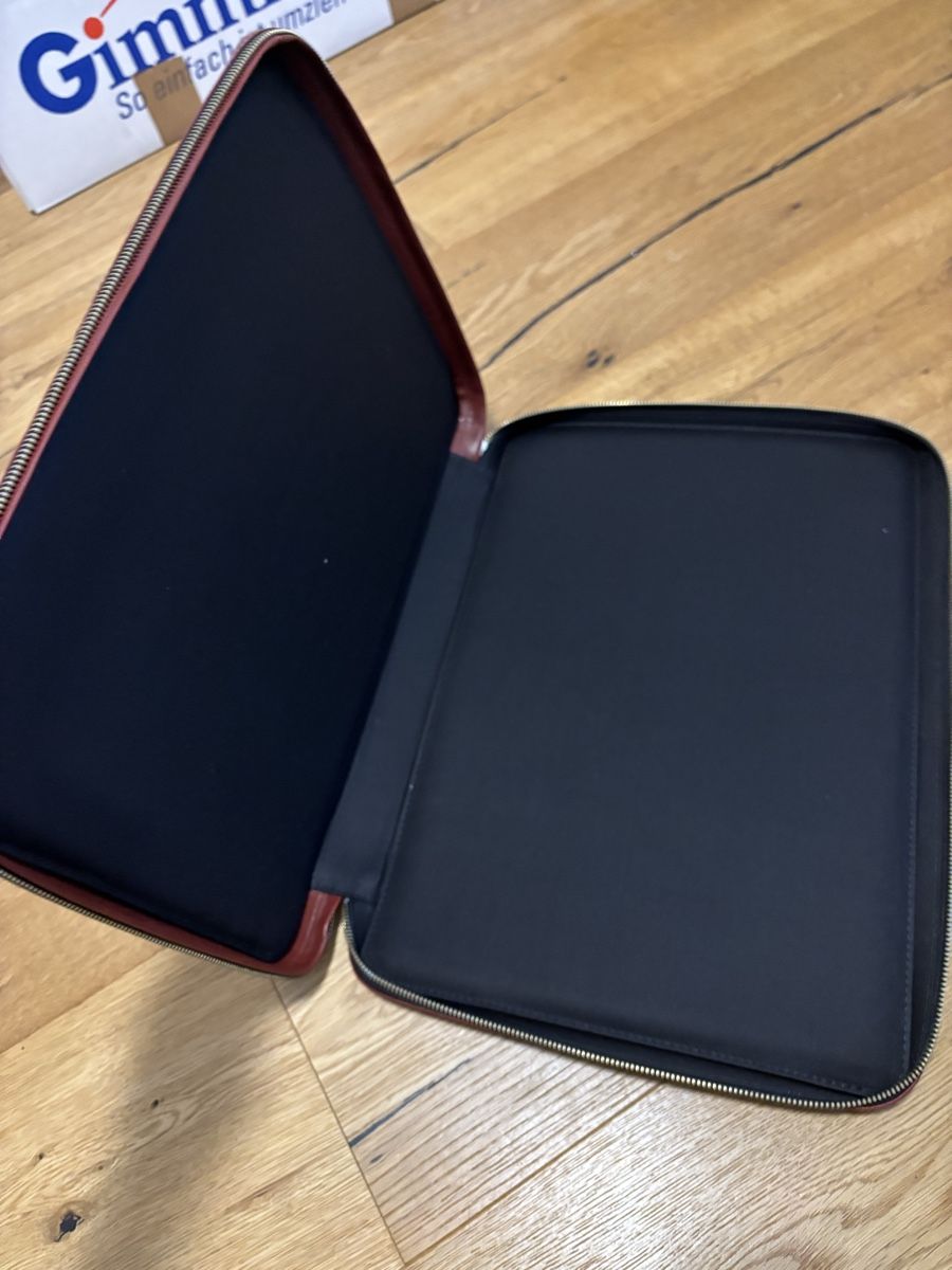 Borse: Laptoptasche Cale's Leder dunkelrot NEU – Nuovo e nell'imballaggio originale da Kirchberg SG venduto da lar_8mw6 4