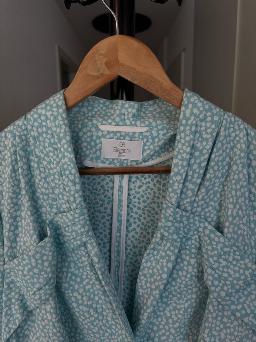 Giacche: Veste bleu clair élégante et fleurie, taille 42 – Usato da Savièse venduto da aly_zc2h 1