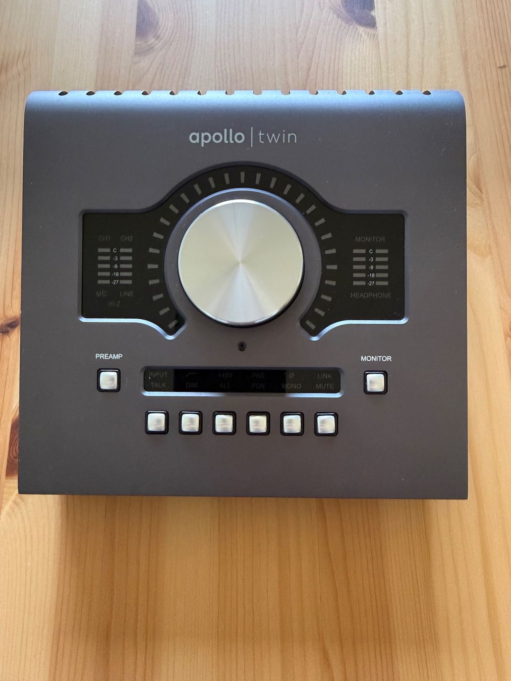 Universal Audio Attrezzatura per studi di registrazione: UA Apollo Twin MkII DUO TB + Apple Adapter & Kabel – Usato da Wetzikon ZH venduto da jen_62zf 3