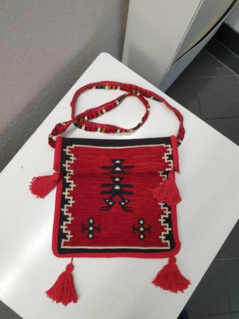 Vintage Teppich Tasche, Rot mit Muster, Unikat! neu