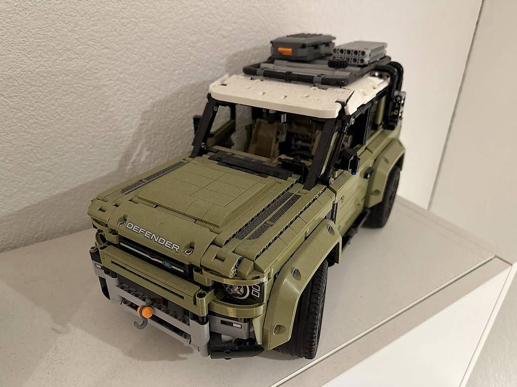 Baukästen: Lego Technic Land Rover Defender – Gebraucht aus Attiswil von Martin558790 1