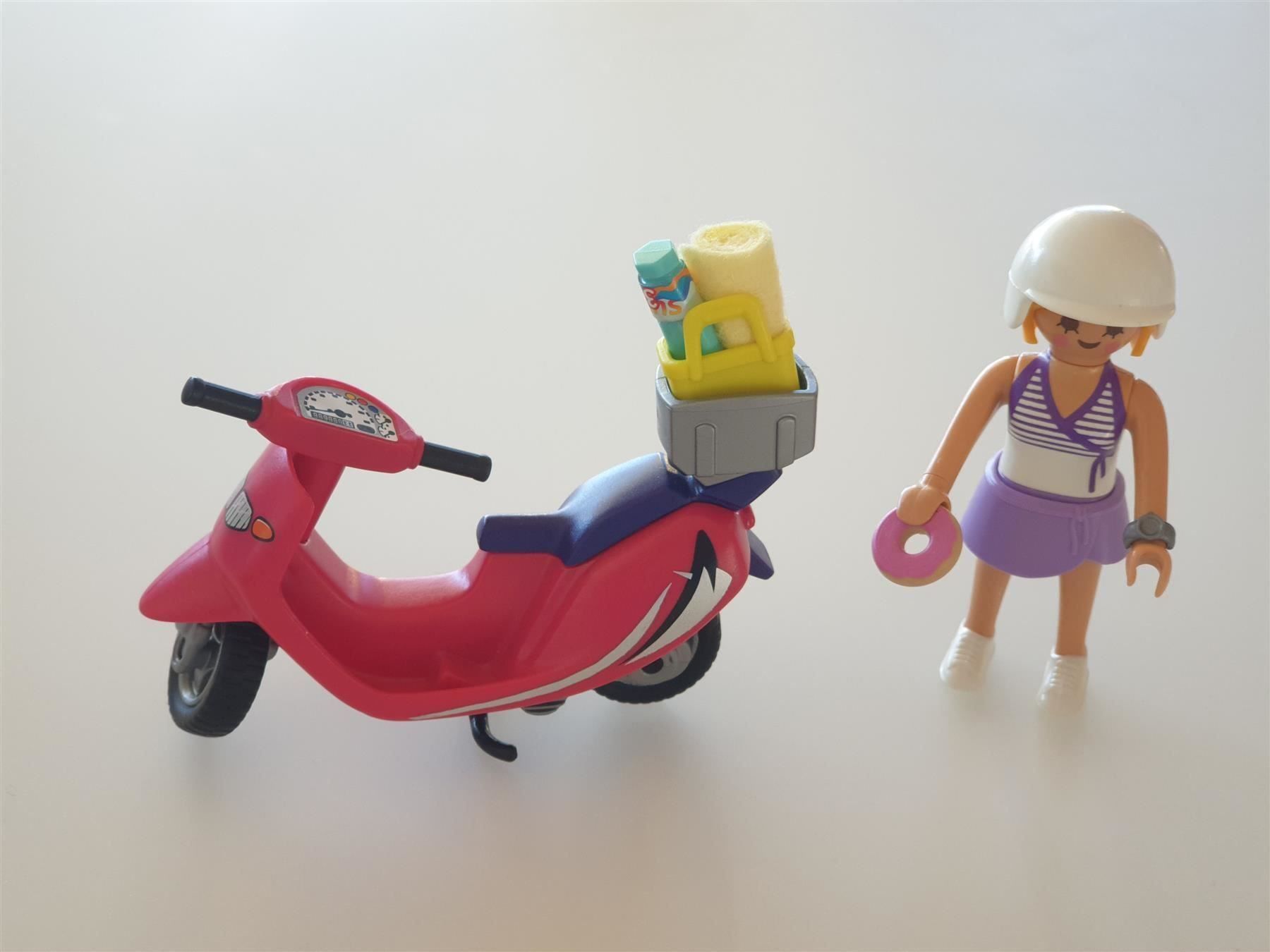 Spielzeuge: Playmobil - Strand-Girl mit Roller – Gebraucht aus Buchrain von regenblume3 3