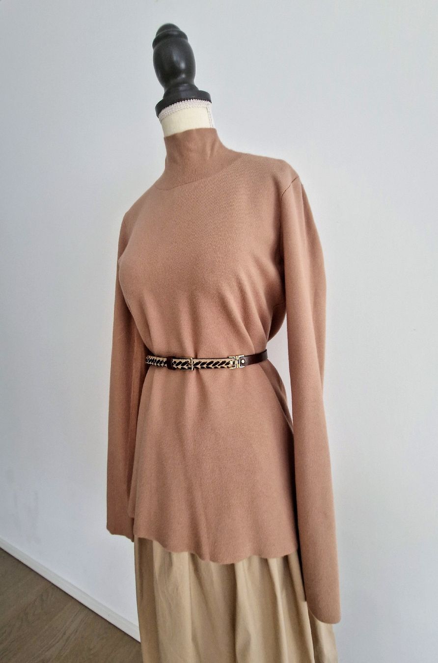 Liviana Conti Pullover & Sweatshirts: LIVIANA CONTI Pulli Beige Gr. L – Gebraucht aus Horgen von akkohappyshopping 1