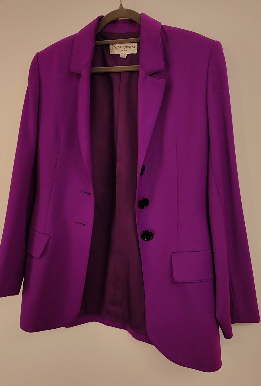 Saint Laurent Giacche: Yves Saint Laurent Blazer – Nuovo (secondo la descrizione) da Meilen venduto da Aphrodite87