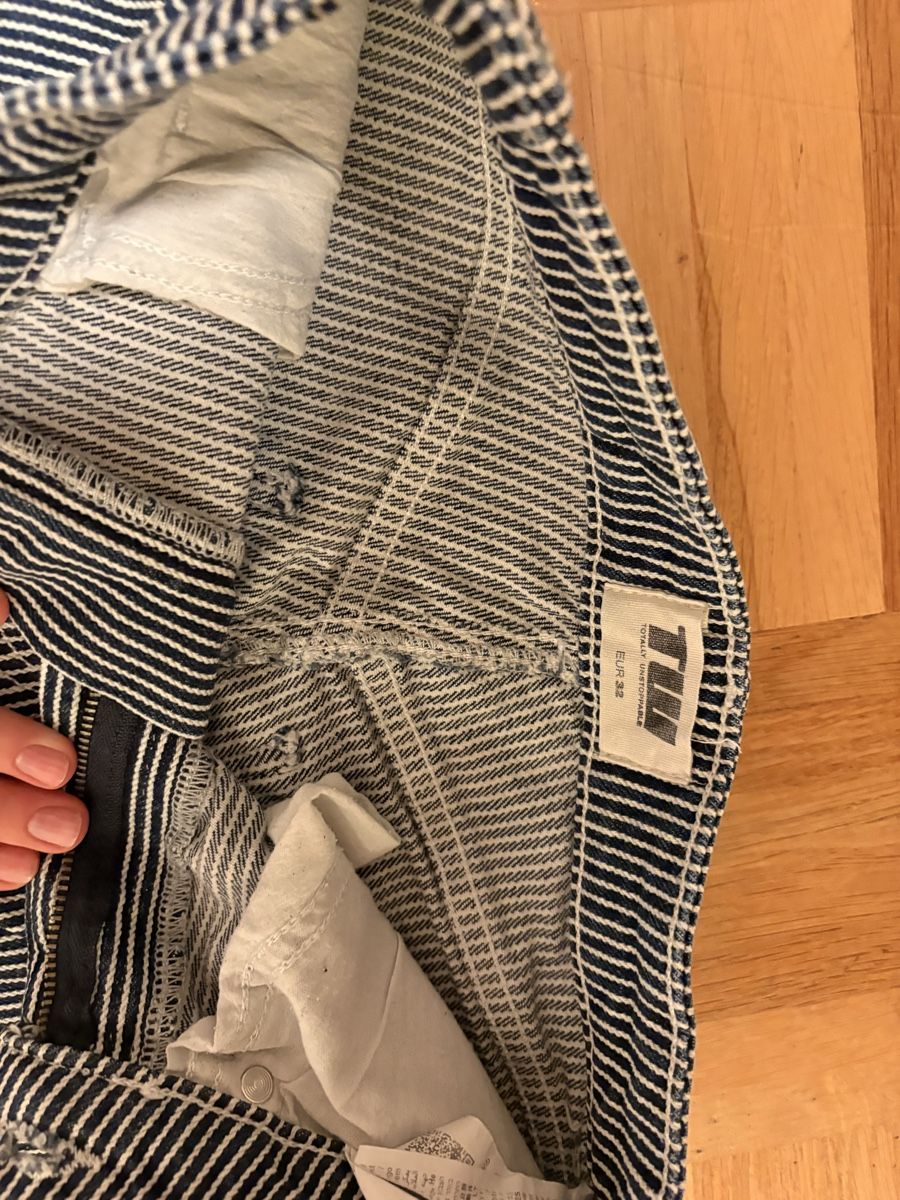 Tally Weijl Jeans: Tally Weijl Jeans  – Usato da Herzogenbuchsee venduto da Gd.5 2