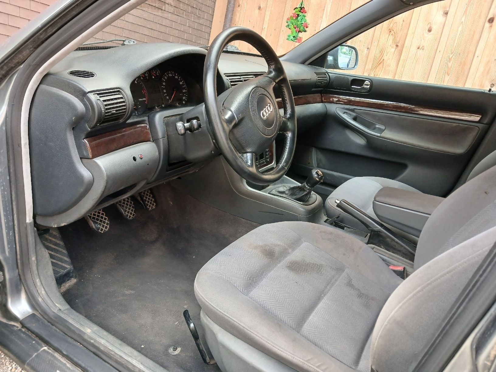 Audi Autos: Audi A4 B5 1.9Tdi ab MFK – D'occasion à Krinau par P.grob 7