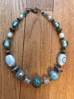 Tolke Kette, hellblau/silber, Glasperlen, Stein, kein Kitsch