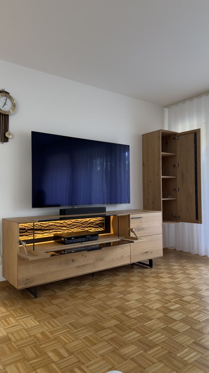 Mobili TV: VALNATURA - Sideboard, Wohnzimmer Tisch & Hängeelement – Nuovo (secondo la descrizione) da Rapperswil SG venduto da Loni189 1