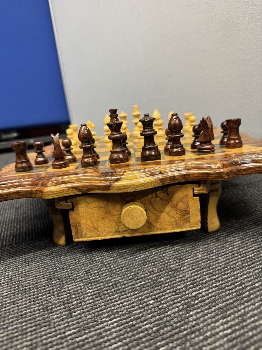 Giochi: Edles Schachbrett aus Holz mit Schublade – Usato da Bern venduto da samryan 1