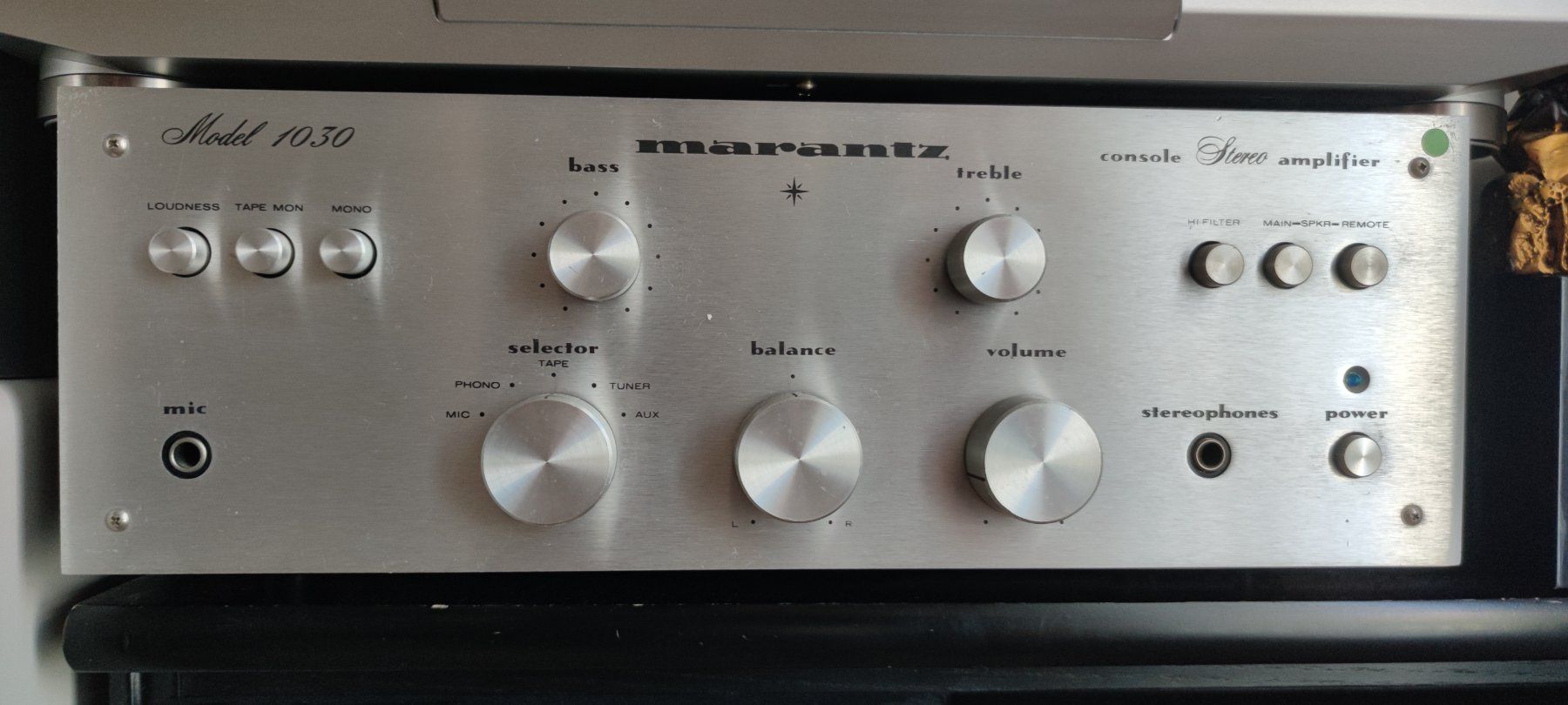 Marantz Amplificatori: Marantz 1030 – Usato da Meggen venduto da Malecifent
