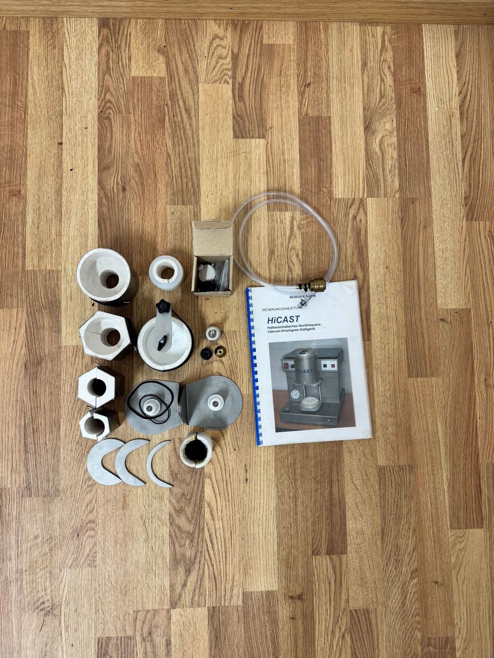 Alle Werkzeuge: Vakuum-Druckgussgerät – Gebraucht aus Ried-Brig von rup_765n 3