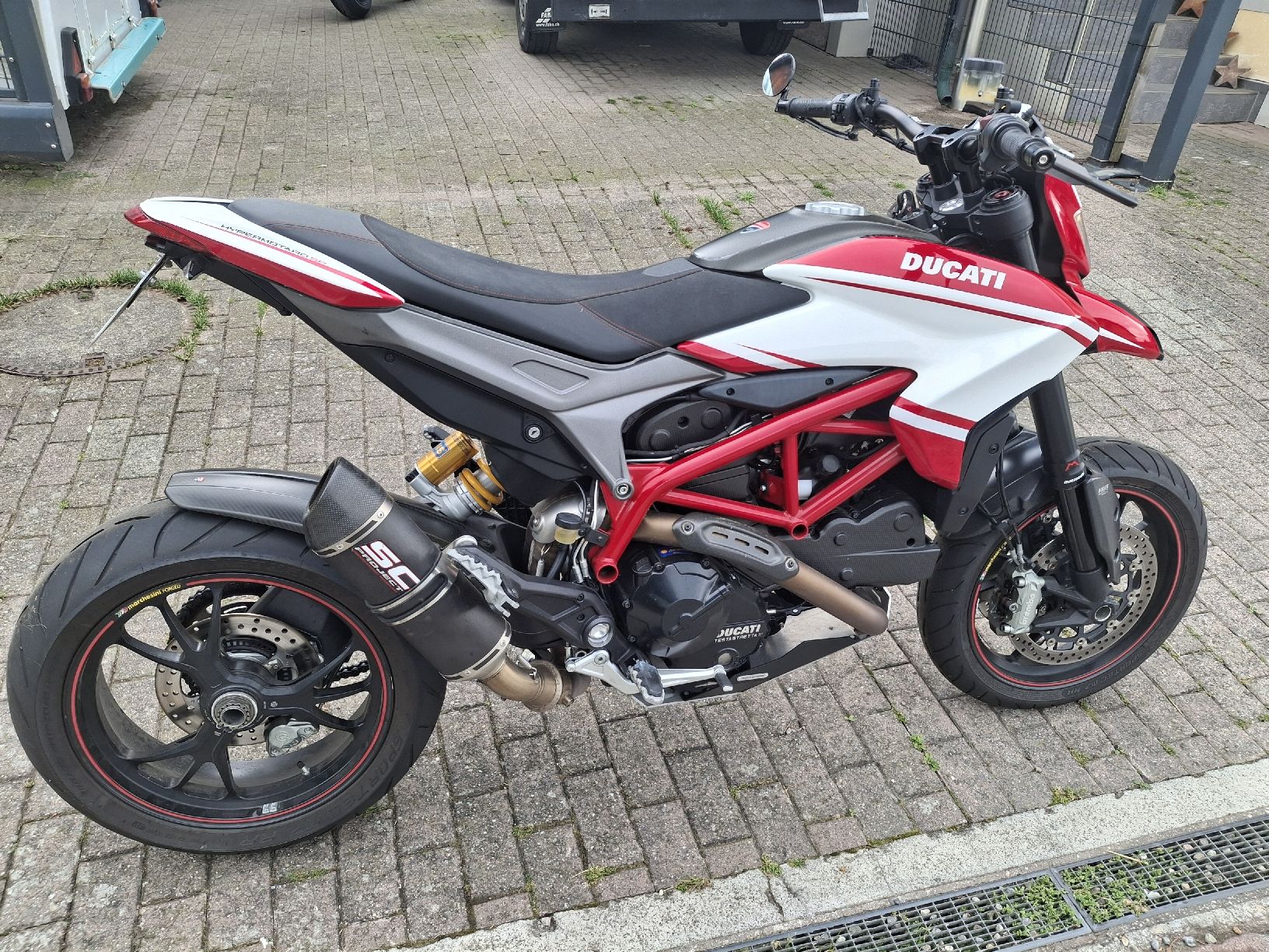 Ducati Strada: Ducati Hypermotard 821 SP – Usato da aarburg venduto da Henryator