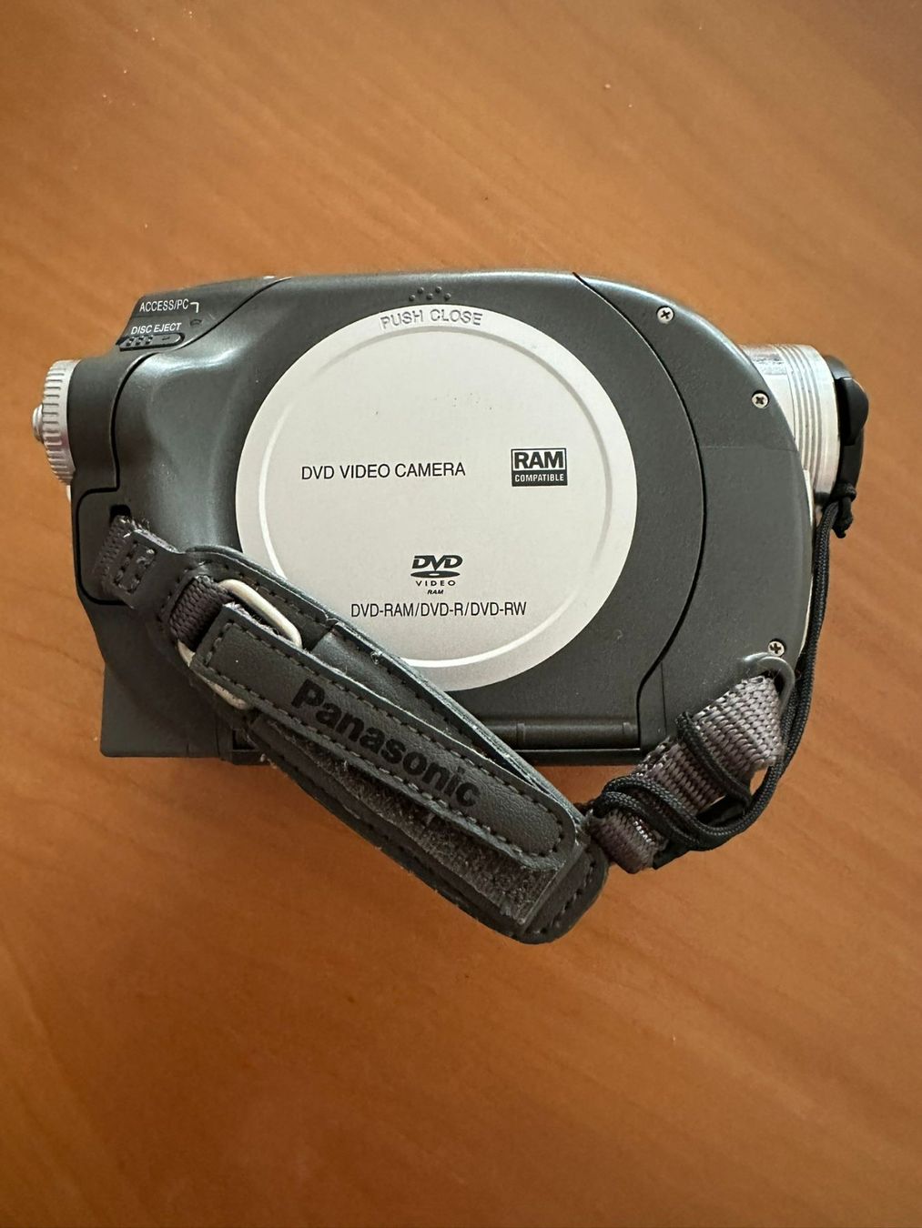 Panasonic Videocamere: Panasonic VDR-D150E Videokamera – Usato da Burgdorf venduto da Apfel62 6