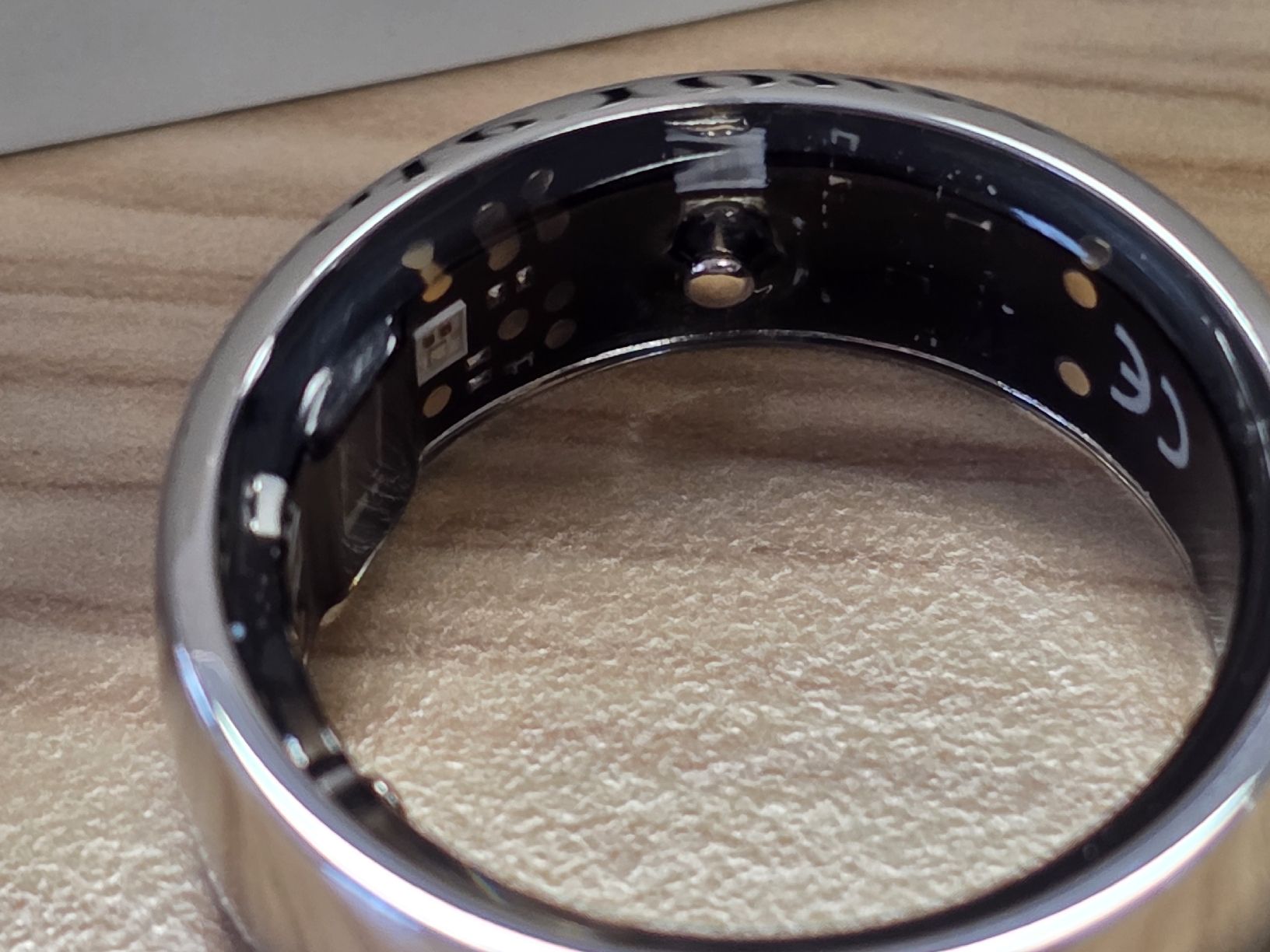 Smartwatch: Circular Ring 2 most powerful smart ring no subscription – Nuovo (secondo la descrizione) da Genève venduto da ale_5pcs 4