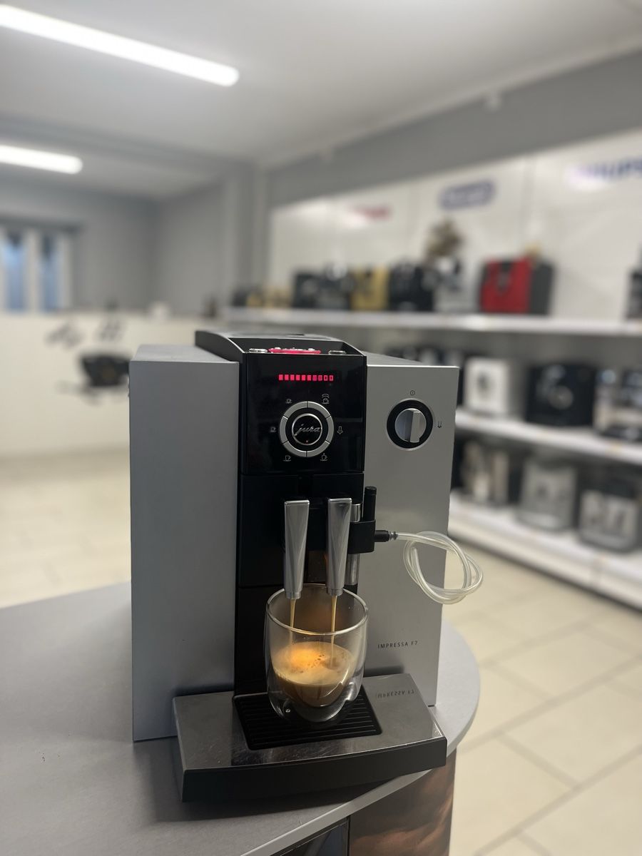 Jura Macchine per caffè & Macchine per espresso: JURA F7 – Usato da Gränichen venduto da Luma.KaffeeMaschinen 3