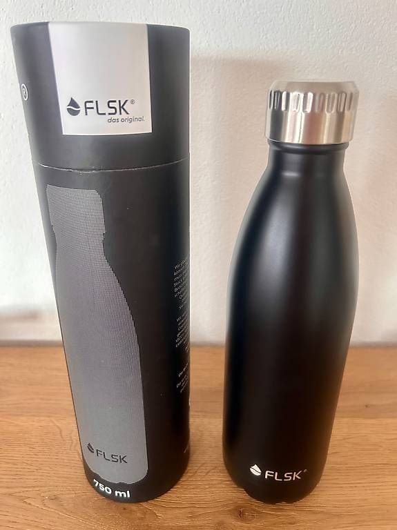 Borracce & Thermos: FLSK Trinkflasche 750ml – Nuovo e nell'imballaggio originale da Ruswil venduto da BB_TT_1