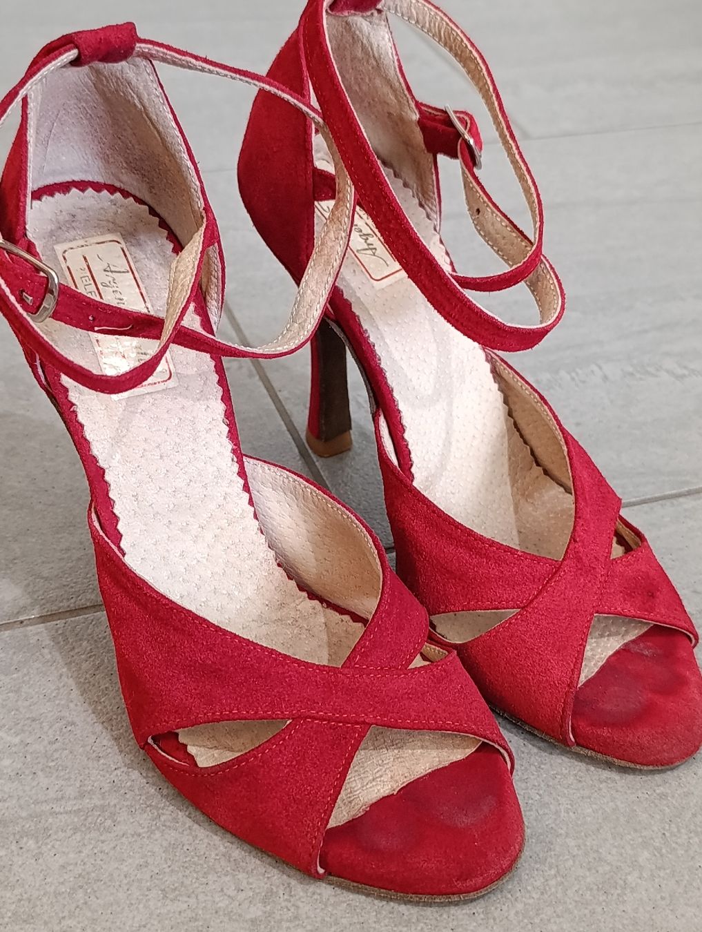Scarpe da donna: Profi Leder Tanzschuhe Gr. 38. Latino, Salsa, Tango, Batchat – Usato da Domat/Ems venduto da Lorand_ 8