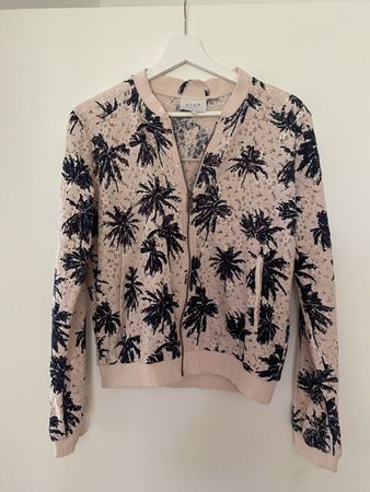 Vila Jacke Spitze Palm Grösse XS ungetragen