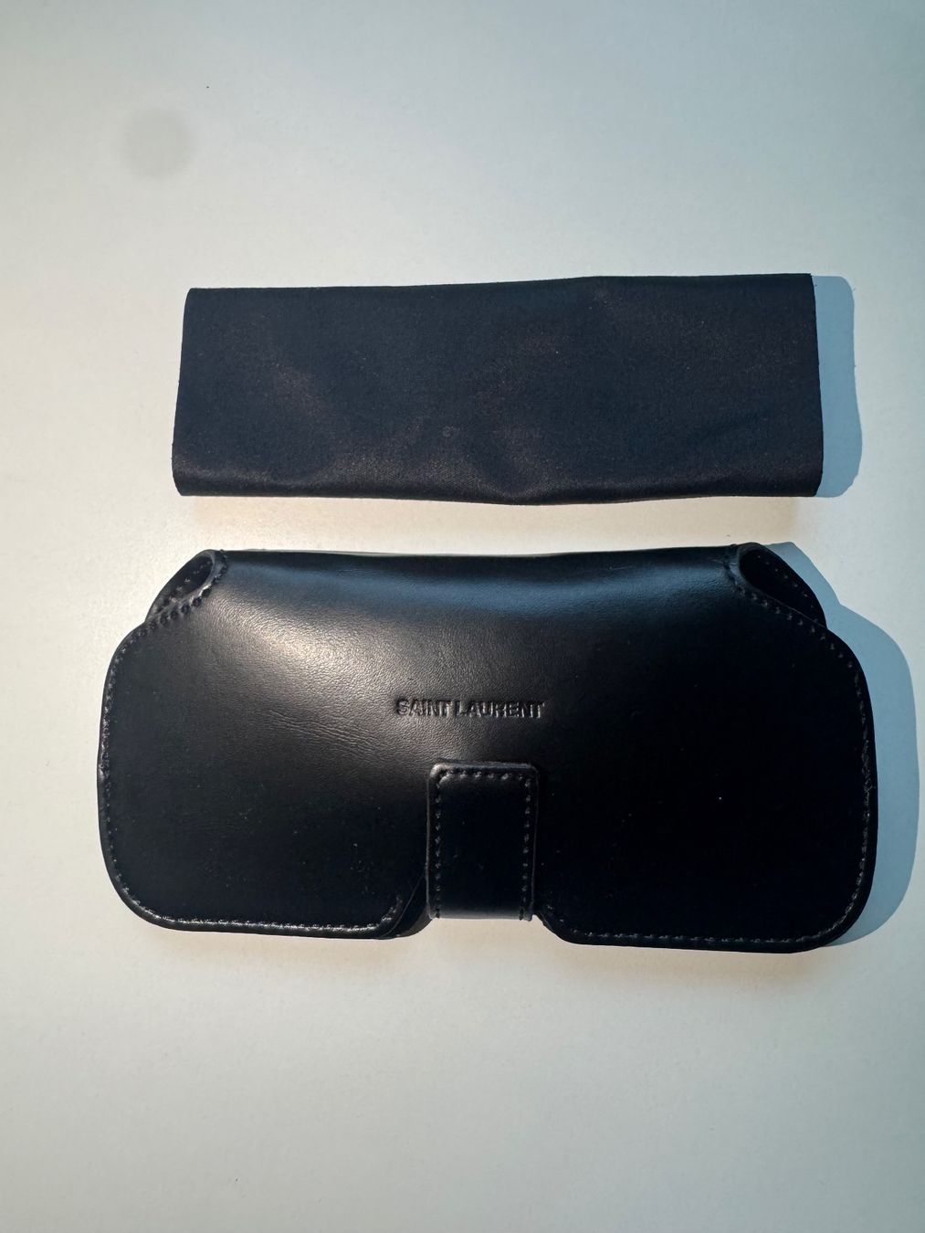 Altro in  Abbigliamento & Accessori: Saint Laurent Etui neu – Nuovo e nell'imballaggio originale da Montagnola venduto da Vol24