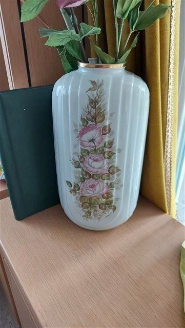 Vasen & Gefässe: Blumenvase, teilweise handgemalen – Gebraucht aus Oberrohrdorf von Heinzwu