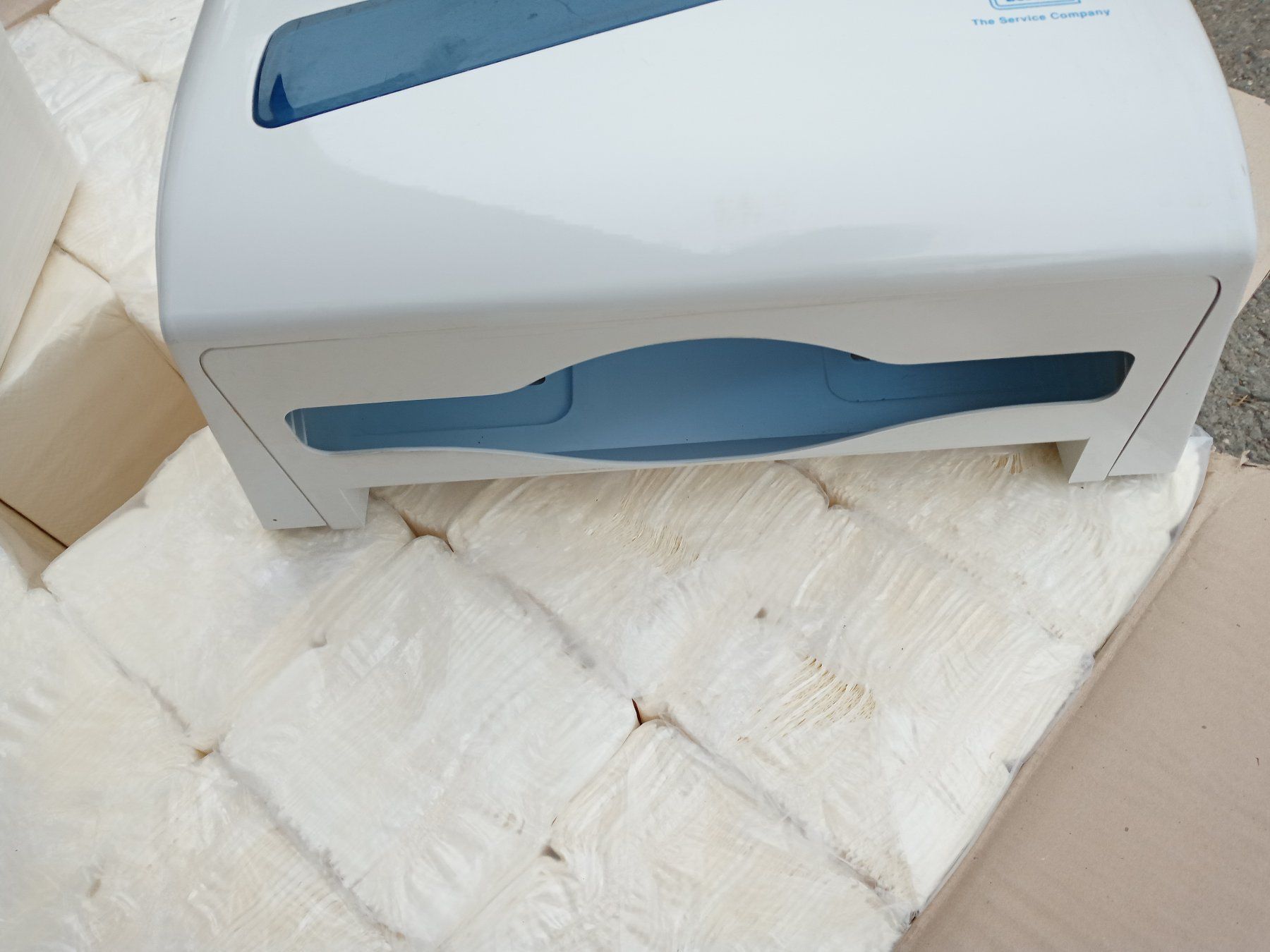 Portasciugamani: Papierhandtuchspender Ecolab mit viel Papier – Usato da Prez-vers-Siviriez venduto da Monija70 3