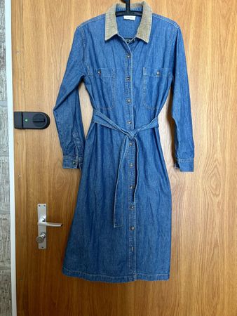 Robe en jean col velours côtelé American Vintage taille M
