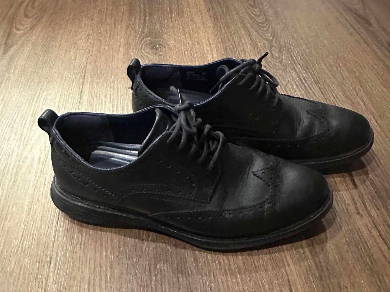 Scarpe da uomo: Schuhe Cole Haan Grandevolution Wingtip Oxford, schwarz – Nuovo (secondo la descrizione) da Kölliken venduto da mar_8jjj 3