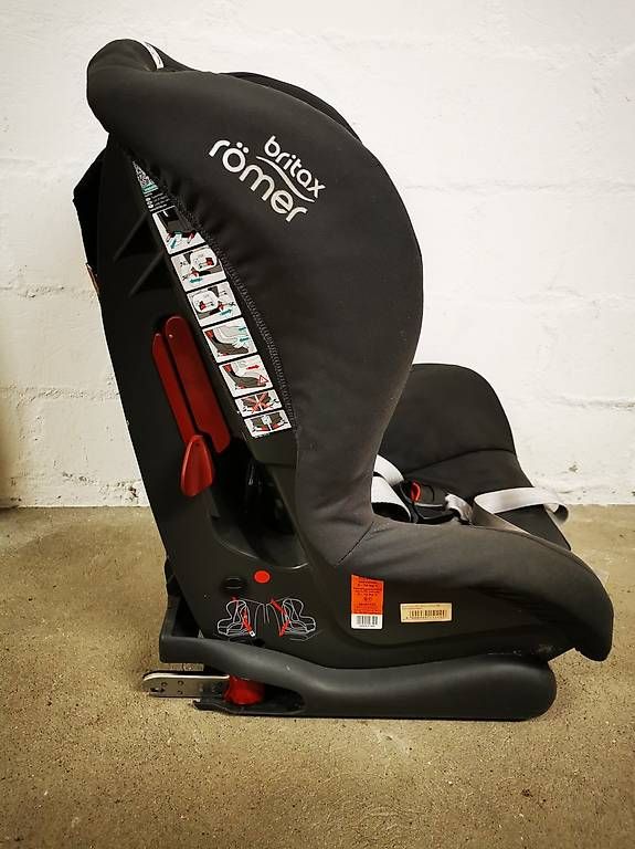 Britax Römer Seggiolini per auto: Kindersitz Römer Britax (9-18 kg) – Usato da Bremgarten venduto da MatthewR 3