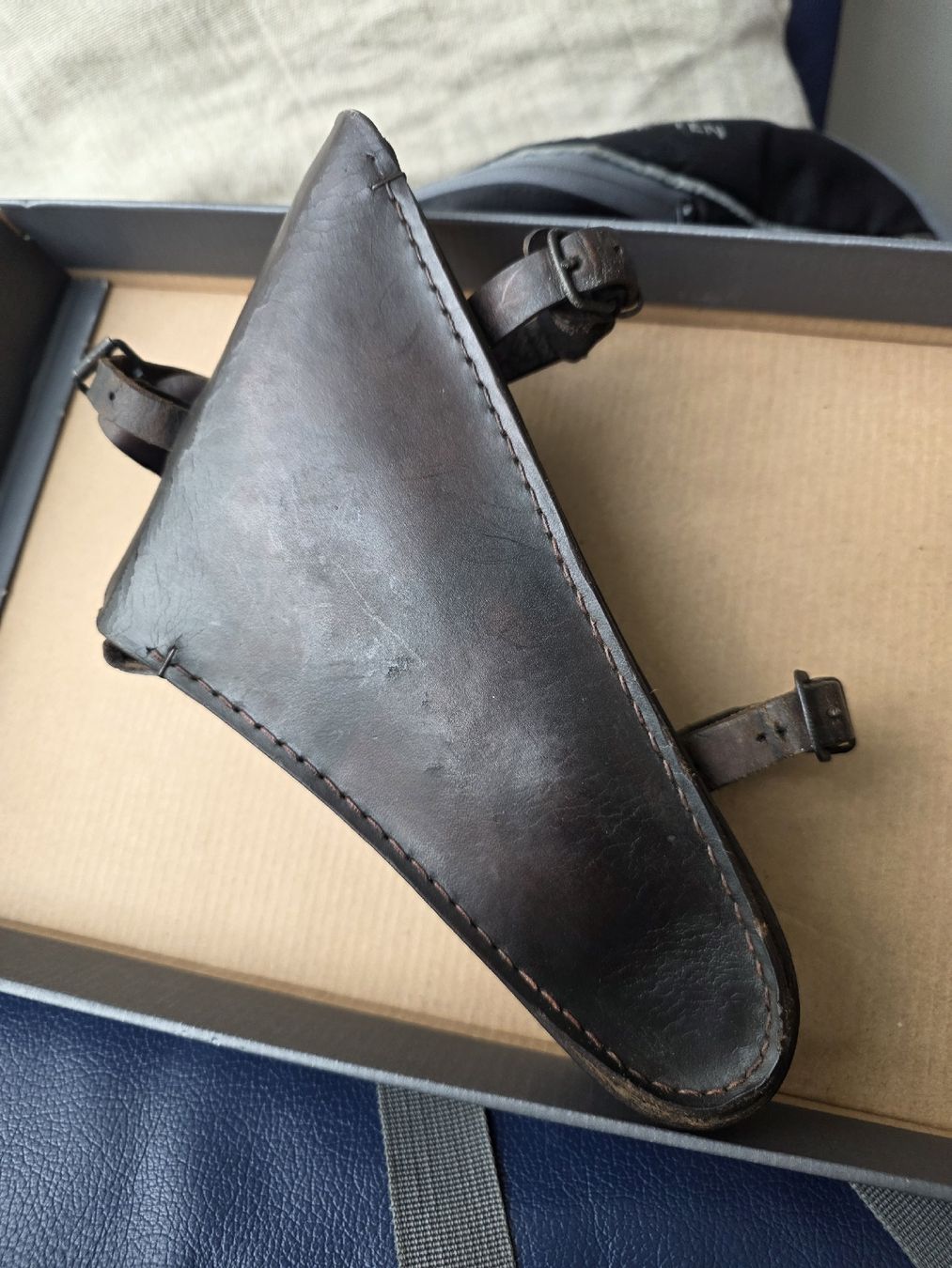 Taschen: Leather Holster Brown Bicycle Tool Bag Good Condition – Gebraucht aus Rüfenacht BE von Ynourly 1