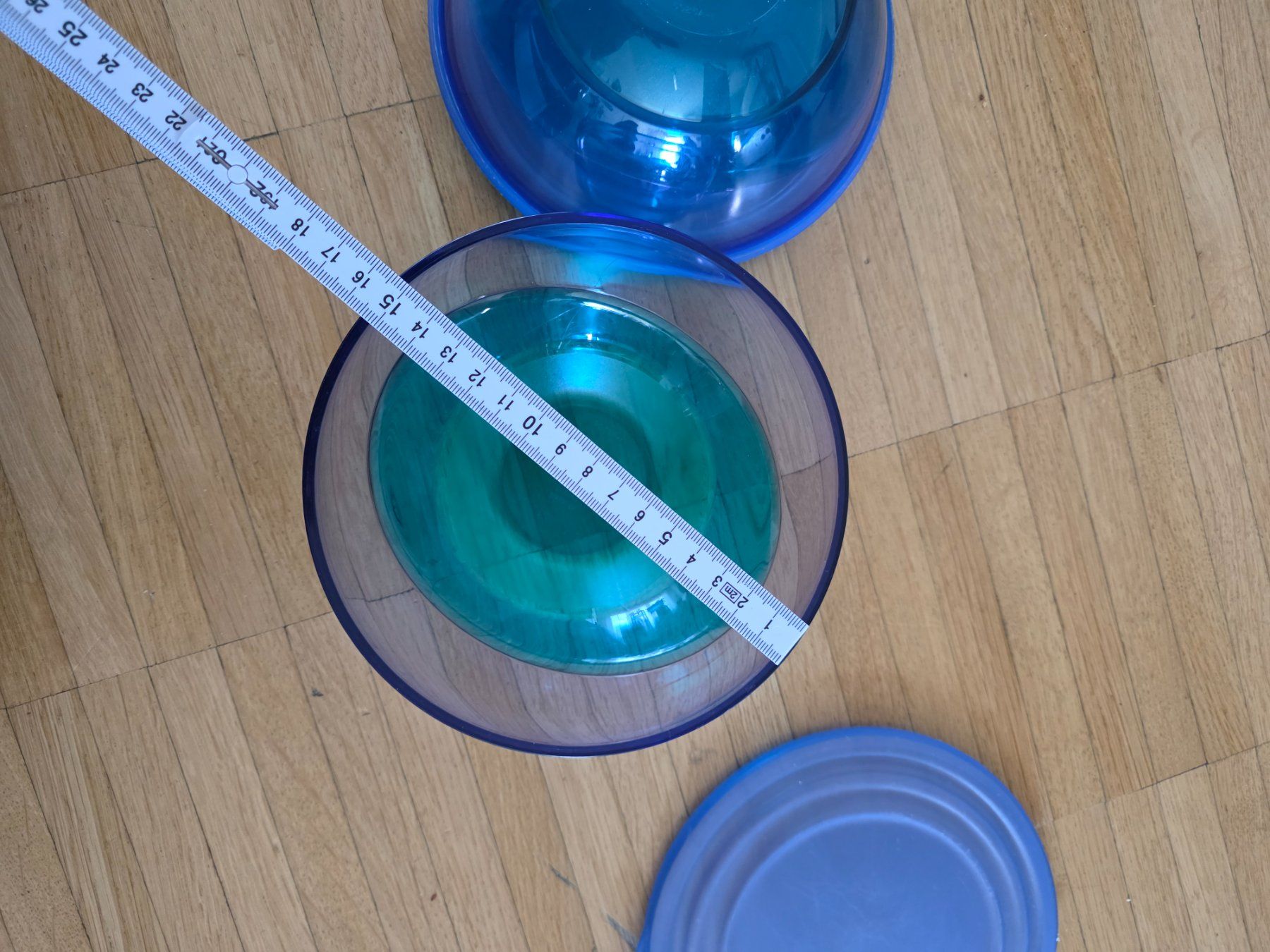 Tupperware Contenitori & Simili: Tupperware Schüssel Set 4-teilig, verschliessbar, Top! – Usato da Laufenburg venduto da may_r2st 5