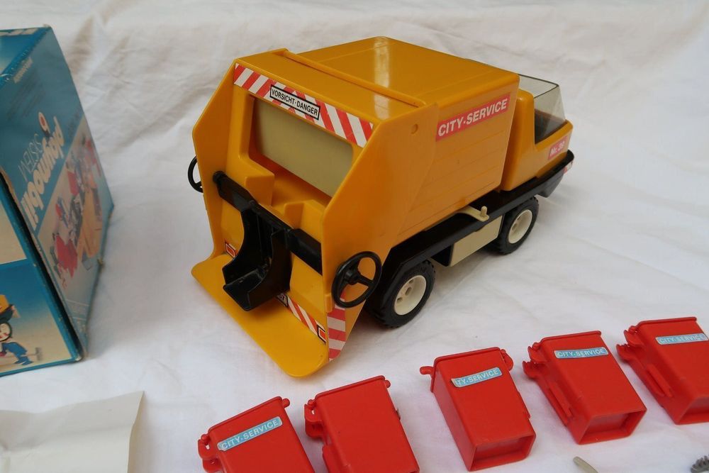 PLAYMOBIL CAMION POUBELLE avec poubelles + pelle mécanique