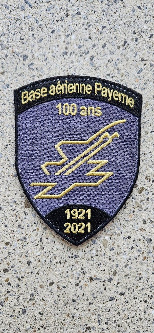 Schweizer Armee Placchette & Badge: *** Badge Luftwaffe mit klett *** – Nuovo e nell'imballaggio originale da Riedholz venduto da fr_sIruP