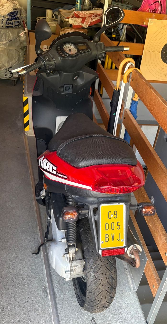 Piaggio Scooter: Piaggio NRG Power Scooter rot – Difettoso da Frick venduto da Rukki 3