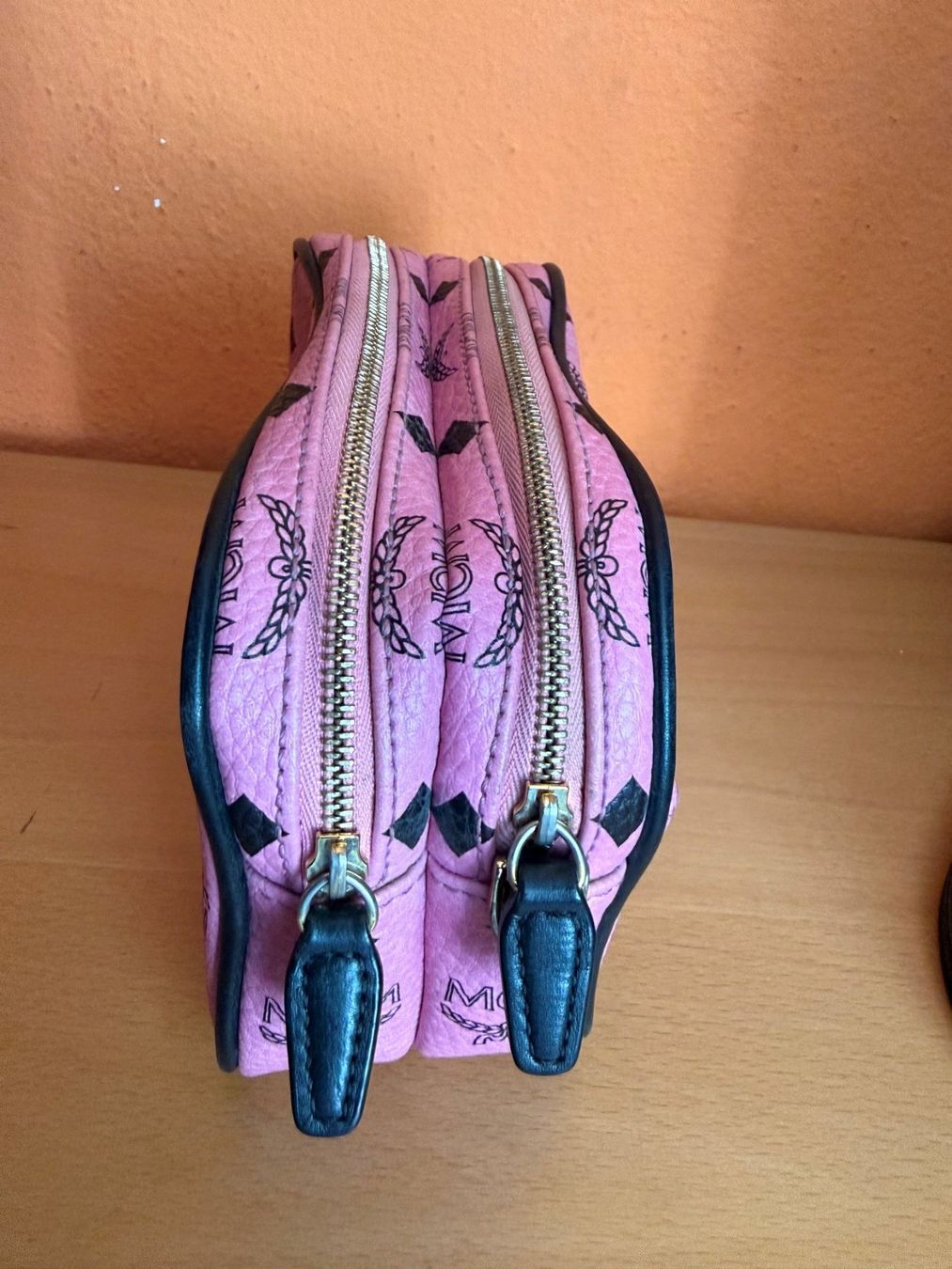 Mcm Borse da donna: MCM Handbag  - AUTHENTIC – Usato da Chiggiogna venduto da TheLegend88 3