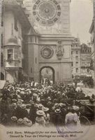 BERN - Mittags 12 Uhr vor dem Zeitglockenthurm - 1908