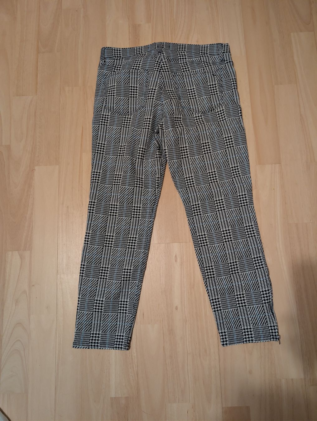 Brax Pantaloni: 3/4 Hose Brax – Usato da Basel venduto da Casamo 1