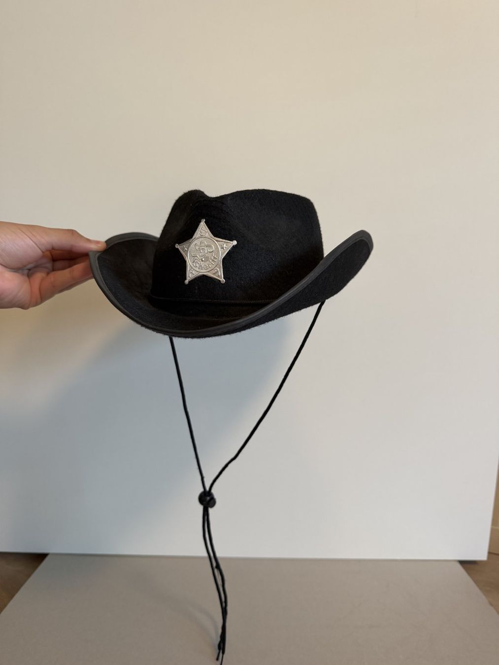 Copricapi, berretti & cappellini: Sheriff Hut – Usato da Oberrohrdorf venduto da Schuegu33