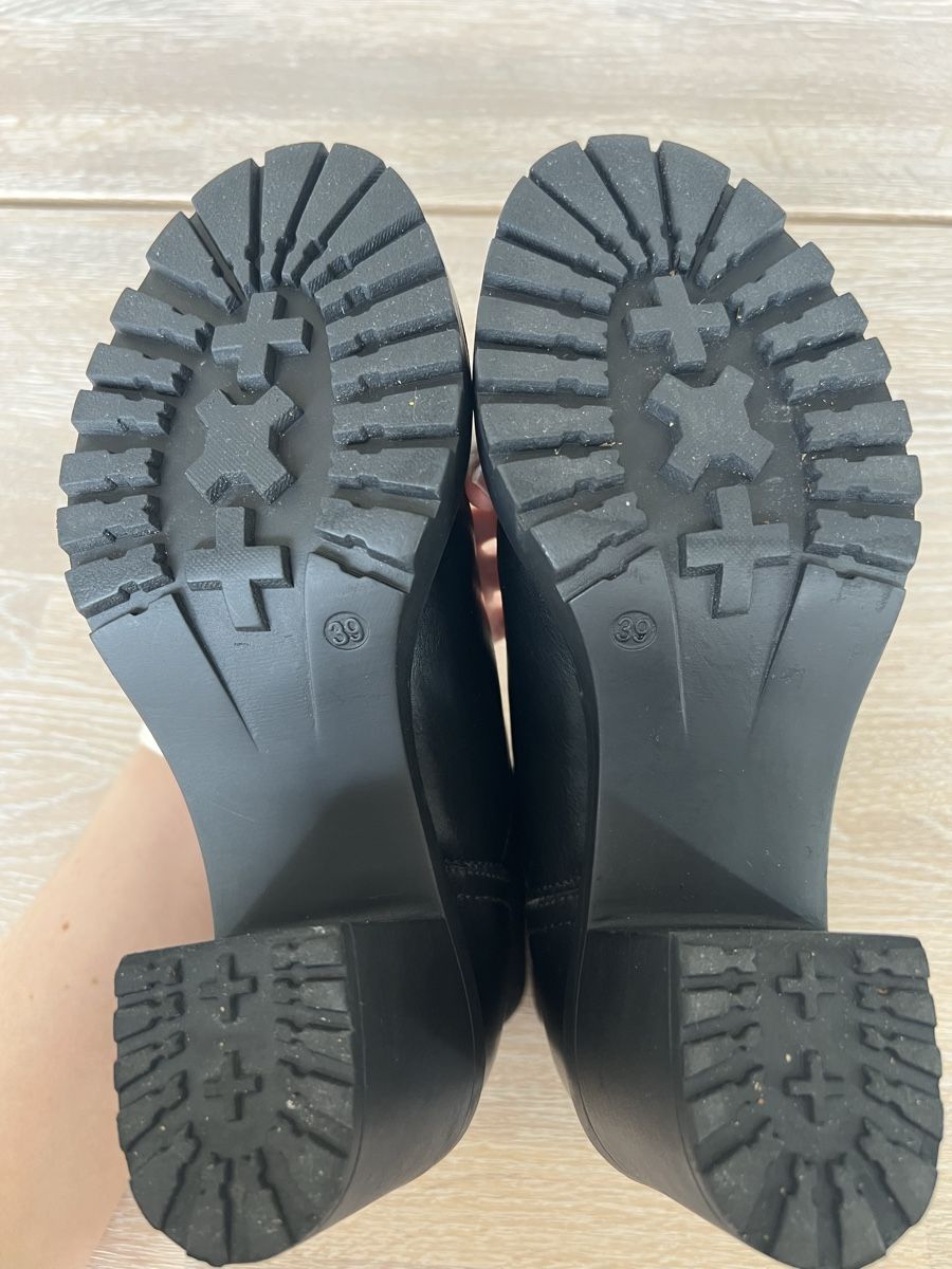 Only Scarpe da donna: ONLY Stiefelette schwarz Grösse 39 – Usato da Schenkon venduto da beetastic 5