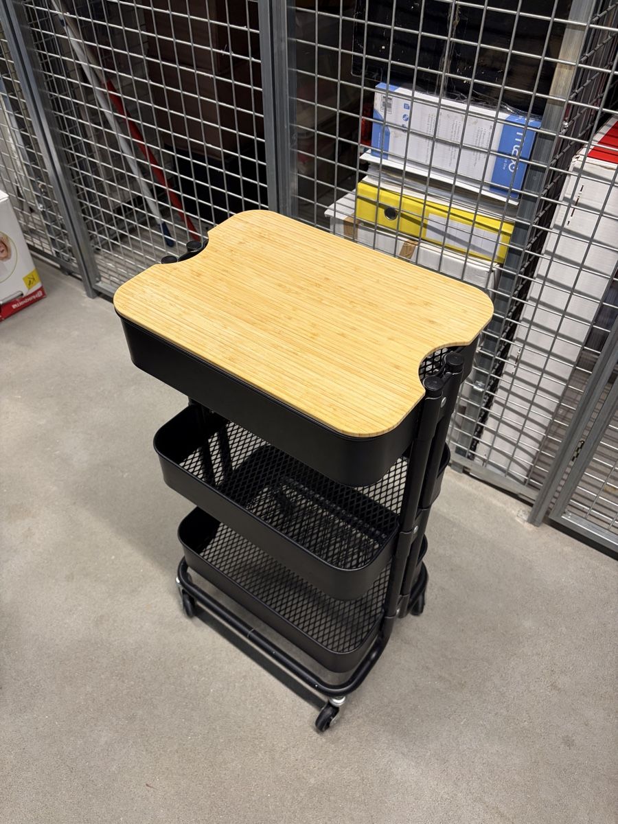 Ikea Servierwagen: IKEA Servierwagen Schwarz mit Deckel – Gebraucht aus Glattpark(Opfikon) von NadjaRr