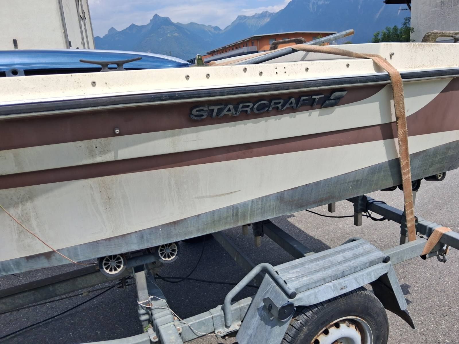 Barche: bateau sans moteur avec romorque – Usato da Vevey venduto da gocedaca 6
