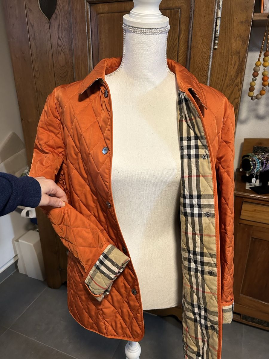 Burberry Jacken: Veste burberry – Gebraucht aus Perroy von MR6.