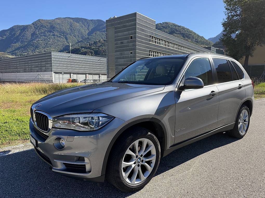 Autos: BMW  X5  xDrive 30d – D'occasion à Giubiasco par automobili72 1