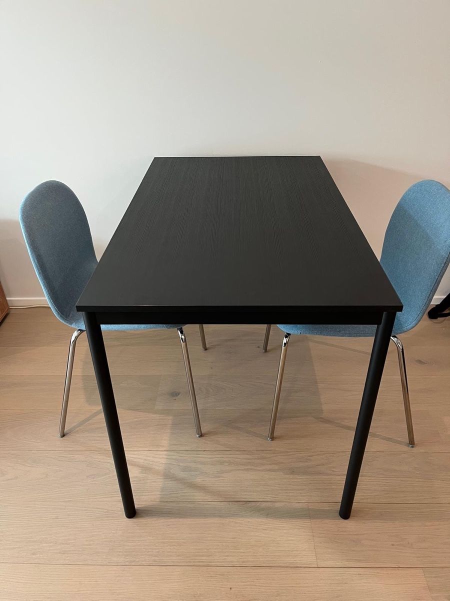 Ikea Set di tavolo e panche: Ikea Table and Chairs – Nuovo (secondo la descrizione) da St. Gallen venduto da jol_why2 2
