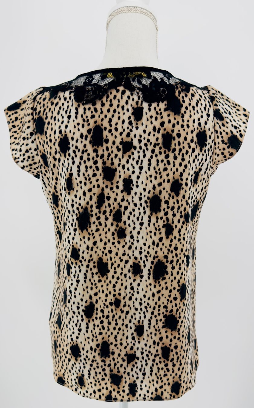 Guess Camicette: GUESS - Bluse ,,Leopard‘‘ Gr. 36 – Usato da Bolligen venduto da swl_brands 2