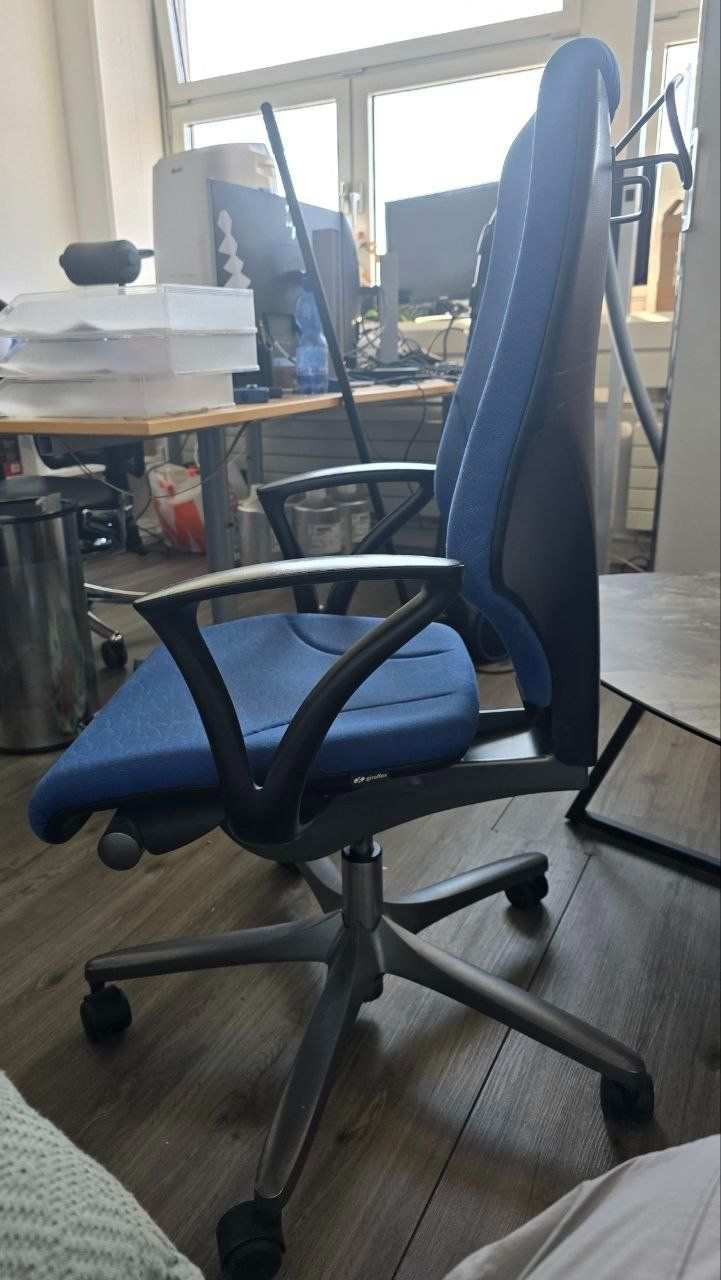 Giroflex Chaises: Giroflex 64 Bürostuhl - 2 – D'occasion à Winterthur par aredo 2