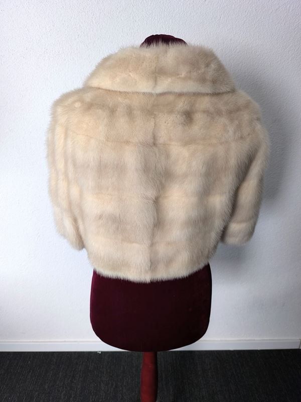 Giacche: Pelzjacke Vintage – Usato da Rüti ZH venduto da Restwert_Rueti_ZH 2
