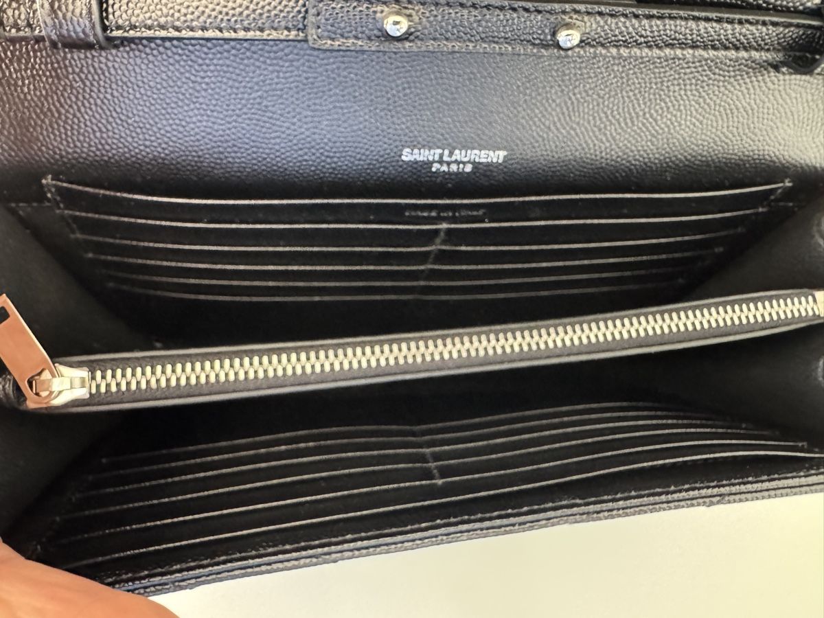 Saint Laurent Borse da donna: Saint Laurent Tasche – Nuovo e nell'imballaggio originale da Unterägeri venduto da san_6qcx 5