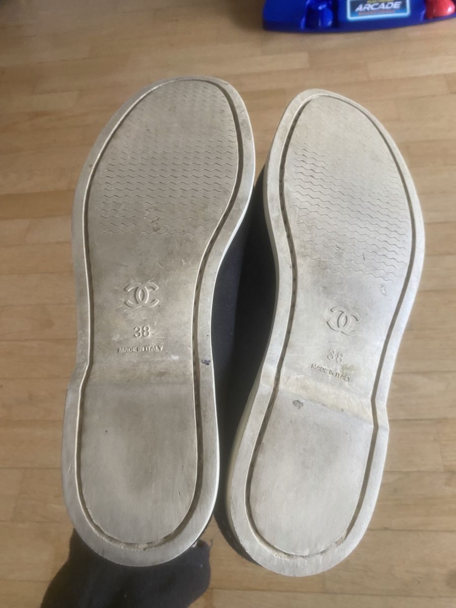 Chanel Scarpe da donna: Mocassins Chanel Vintage – Usato da Versoix venduto da wen_75xm 1