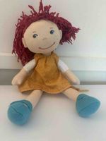 Haba Freya Stoffpuppe mit roten Haaren und gelbem Kleid